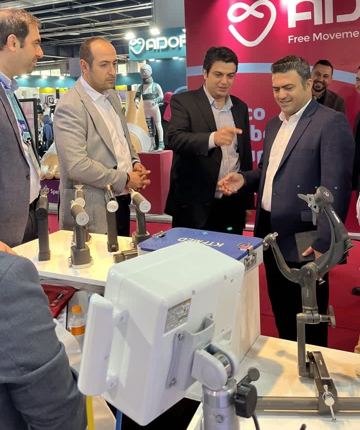 نمایشگاه بین المللی تجهیزات پزشکی ایران هلث ۱۴۰۴